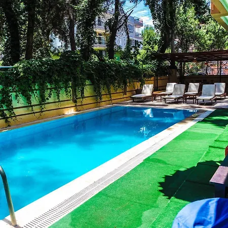 Ale Boutique Aparthotel 3*